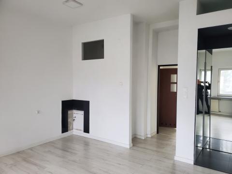 Niepodległości 188